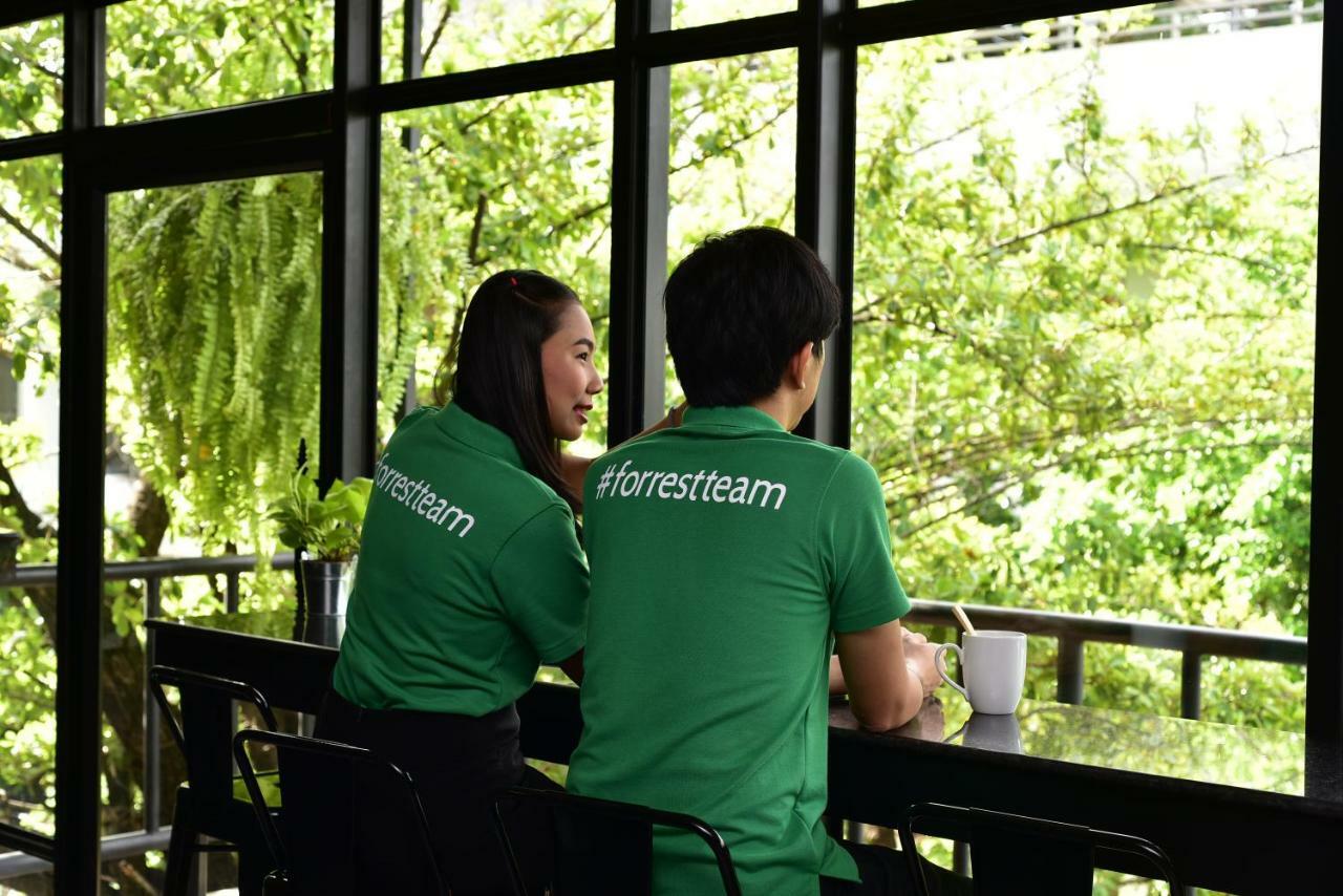 Forrest Bangkok Hotel Esterno foto